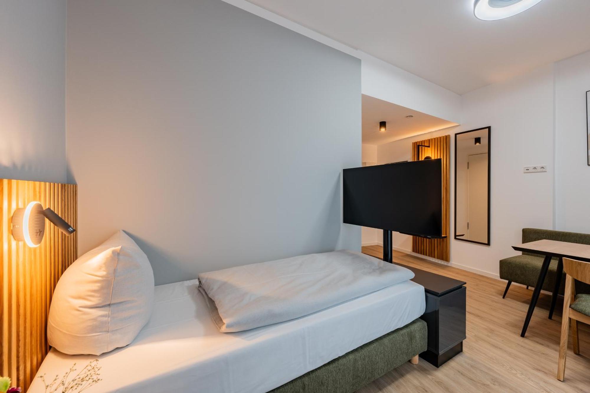 Nena Apartments Berlin Adlershof Exterior photo