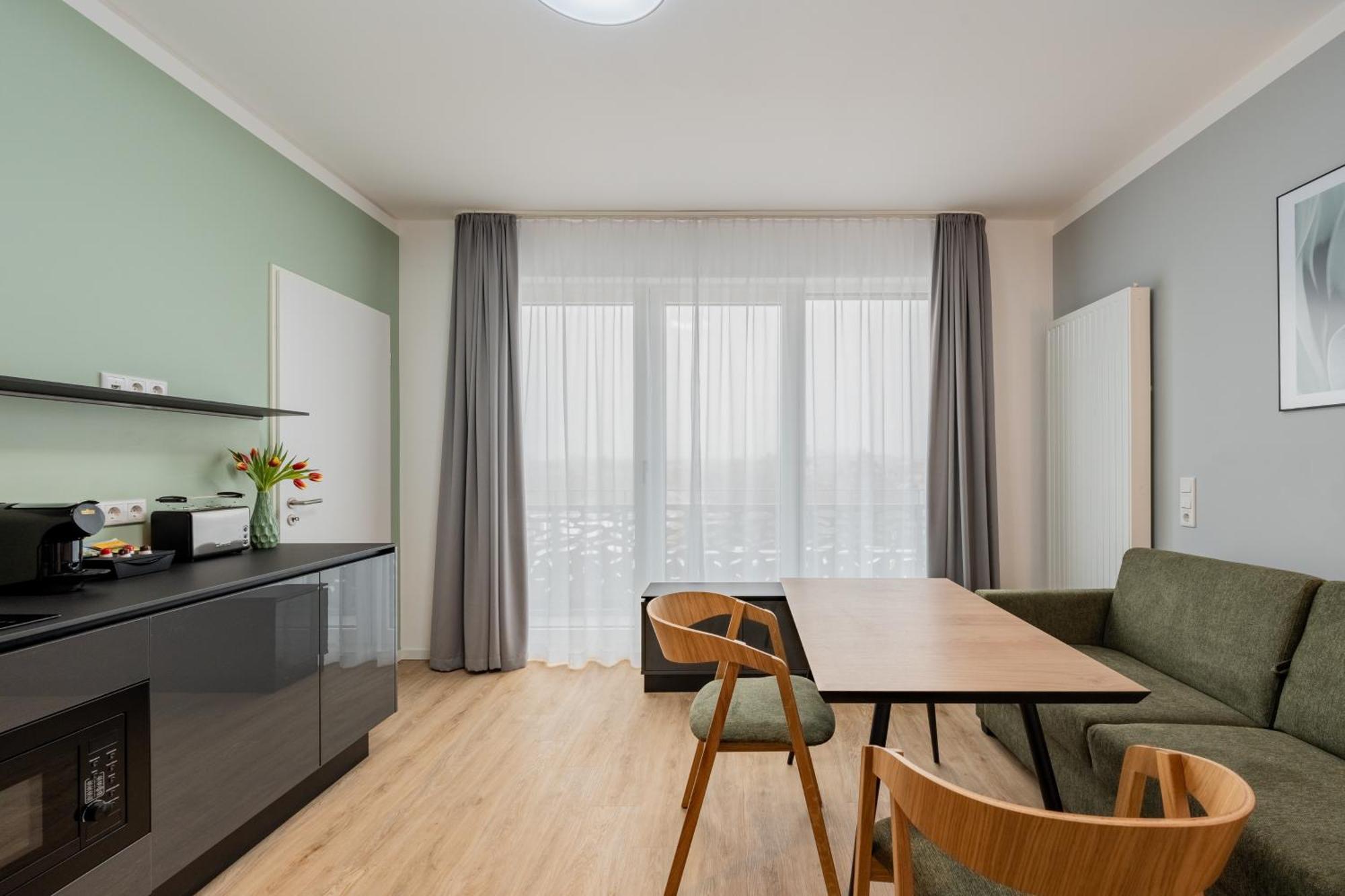 Nena Apartments Berlin Adlershof Exterior photo